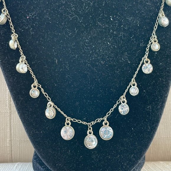 Loft Women Necklace Crystals Accent Fashion Jewelry Gold Tone Necklace - Picture 3 of 12